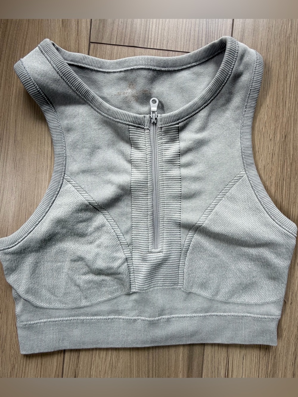 OFFLINE by Aerie Sweat Cardio Most Support Zip Front Bra Small No pads Gray